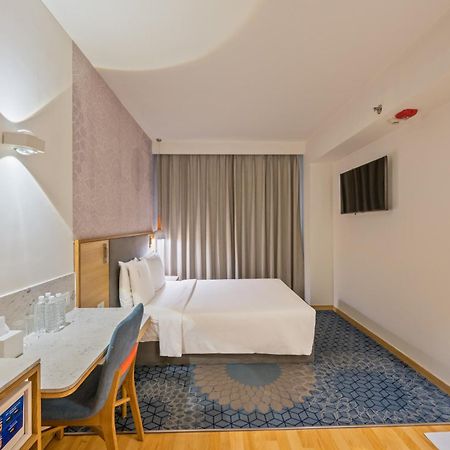Holiday Inn Express Bengaluru Whitefield Itpl By Ihg Eksteriør bilde