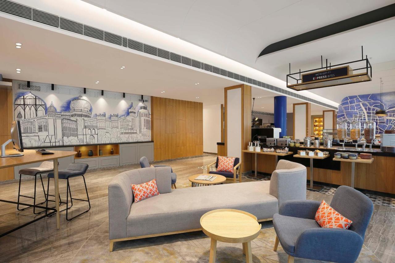 Holiday Inn Express Bengaluru Whitefield Itpl By Ihg Eksteriør bilde